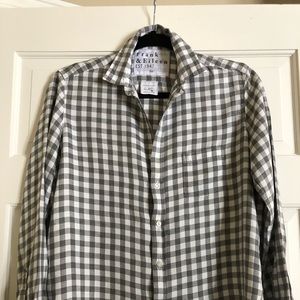 Frank & Eileen super soft button down, runs big.